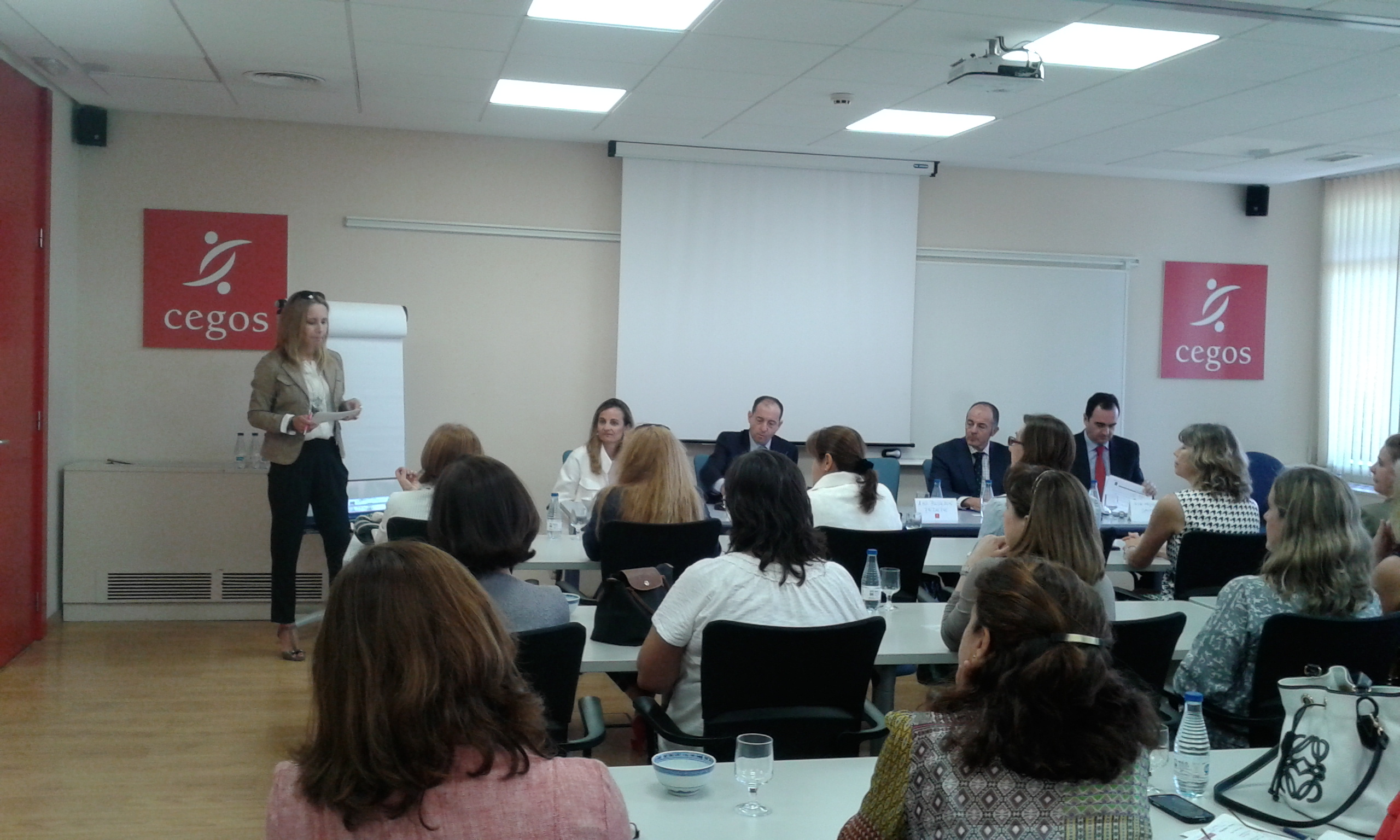 Presentación Becas CEGOS